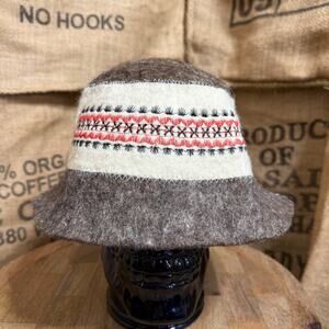 Vintage Wool Bucket Hat Hand Made Embroidered Mens L/XL Felt